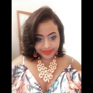 Meet your Posher, Arianna